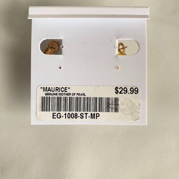 Vintage Style Mother Of Pearl Crystal Pierced Earrings​ - Picture 8 of 9